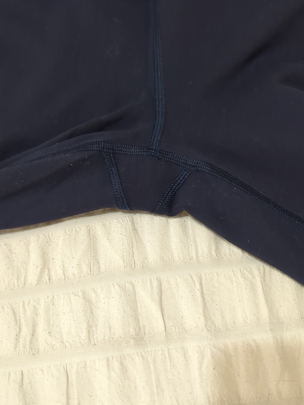 Lululemon Wunder Train Leggings 25" - Picture 3 of 7